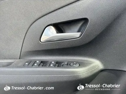 Photo 19 Opel Corsa  Electrique 136 ch & Batterie 50 kw/h Elegance