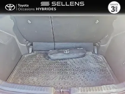 Photo 9 Toyota Yaris  116h Première 5p