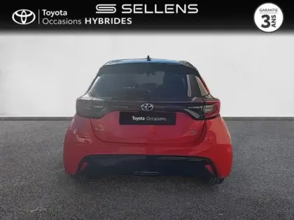 Photo 3 Toyota Yaris  116h Première 5p