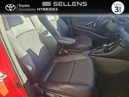 Photo 5 Toyota Yaris  116h Première 5p