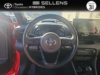 Photo 8 Toyota Yaris  116h Première 5p