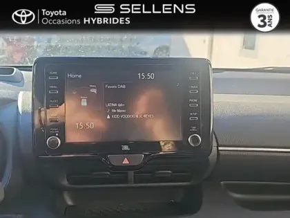 Photo 14 Toyota Yaris  116h Première 5p