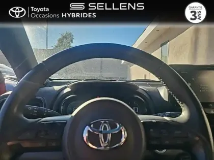 Photo 12 Toyota Yaris  116h Première 5p