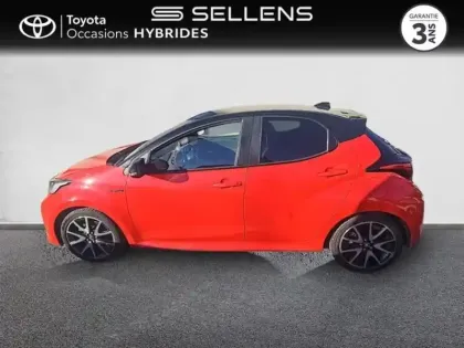 Photo 2 Toyota Yaris  116h Première 5p