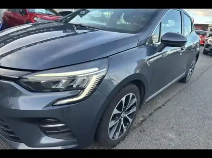 Photo 13 Renault Clio  1.6 E-Tech hybride 140ch Intens -21N