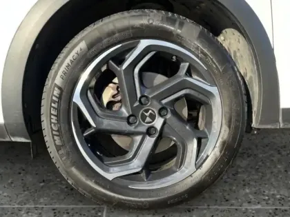 Photo 27 DS DS 3  Crossback Essence 130 Grand Chic Automatique