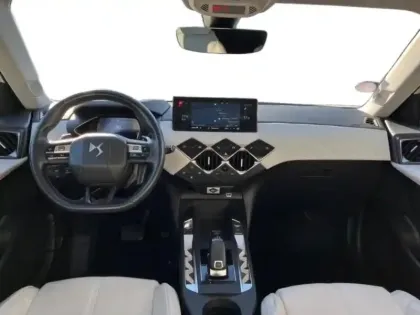 Photo 24 DS DS 3  Crossback Essence 130 Grand Chic Automatique