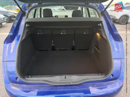 Photo 13 Citroën C4 Picasso  PureTech 130ch Live S/S Tpano Sieges chauf Radar AR Attelage