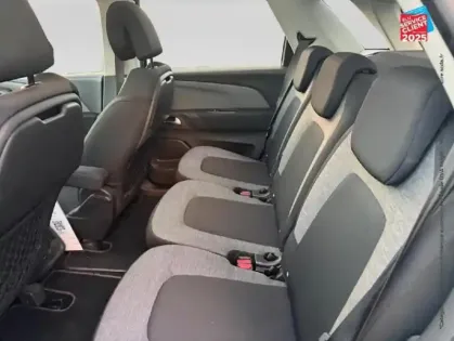 Photo 10 Citroën C4 Picasso  PureTech 130ch Live S/S Tpano Sieges chauf Radar AR Attelage