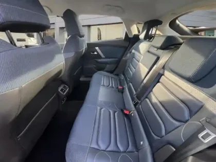 Photo 9 Citroën C4  Moteur électrique 136ch (100 kW) Feel Pack Automatique