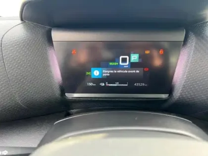 Photo 12 Citroën C4  Moteur électrique 136ch (100 kW) Feel Pack Automatique