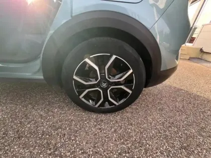 Photo 25 Citroën C4  Moteur électrique 136ch (100 kW) Feel Pack Automatique