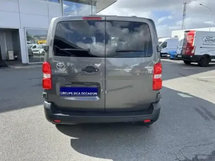 Photo 6 Toyota Proace  Combi Medium 1.5 120 D-4D Dynamic RC18