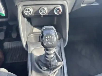 Photo 10 Citroën C3  1.2 Turbo 100ch MAX