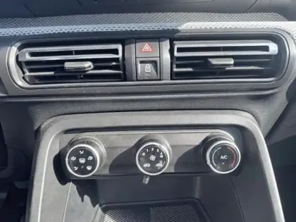 Photo 9 Citroën C3  1.2 Turbo 100ch MAX