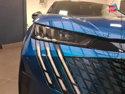 Photo 12 Peugeot 3008  1.2 Hybrid 145ch GT e-DCS6