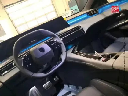 Photo 14 Peugeot 3008  1.2 Hybrid 145ch GT e-DCS6