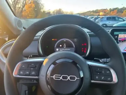 Photo 8 Fiat 600  1.2 Hybrid Turbo 145ch DCT6