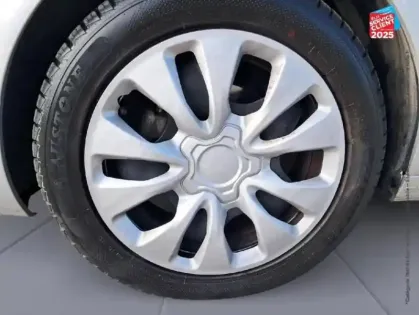 Photo 9 Peugeot 208  1.6 BlueHDi 75ch Style 5p