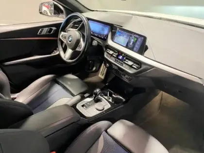 Photo 14 BMW Serie 1 Série 1 118dA 150ch M Sport 8cv