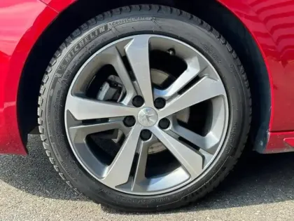 Photo 4 Peugeot 308  1.2 PureTech 130ch E6.3 S&S GT Line