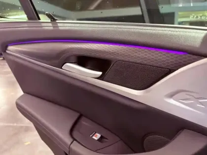 Photo 10 BMW X3  xDrive30e 292ch M Sport