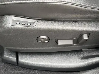 Photo 14 DS DS 7  Crossback E-TENSE 4x4 300ch Performance Line +