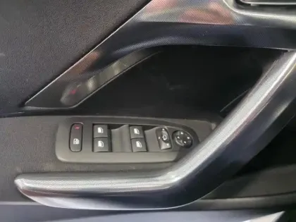 Photo 10 Peugeot 2008  1.2 PureTech 110ch Allure S&S EAT6