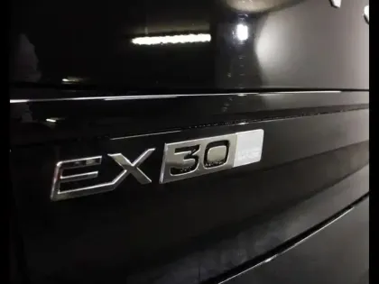 Photo 26 Volvo Ex30  Single Extended Range 272ch Start