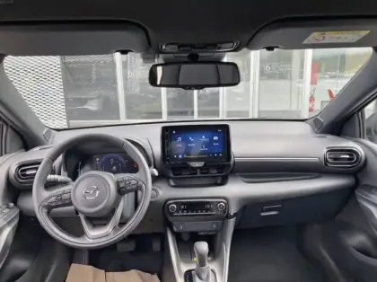 Photo 2 Mazda 2 Hybrid 1.5 116ch Homura 04