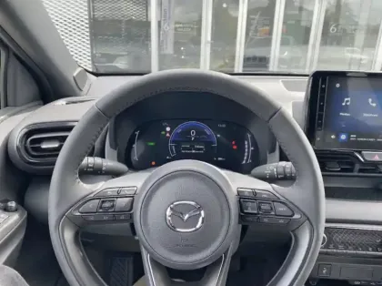 Photo 6 Mazda 2 Hybrid 1.5 116ch Homura 04