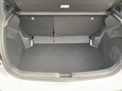 Photo 10 Mazda 2 Hybrid 1.5 116ch Homura 04