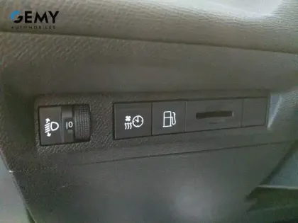 Photo 179 Peugeot 308  PHEV 180 e-EAT8