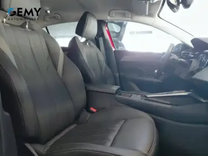 Photo 139 Peugeot 308  PHEV 180 e-EAT8