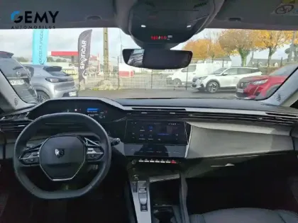 Photo 48 Peugeot 308  PHEV 180 e-EAT8