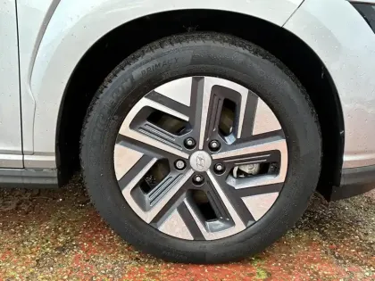 Photo 6 Hyundai Kona  Electrique 39 kWh - 136 ch