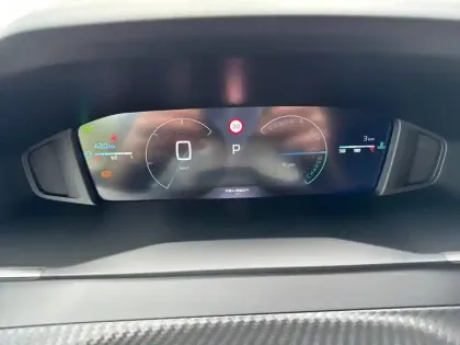 Photo 29 Peugeot 208  Hybrid 110 e-DCS6