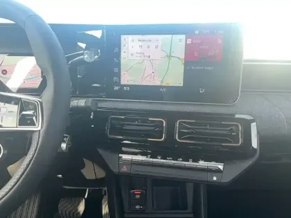 Photo 9 Renault 4 Renault  E-Tech Electrique 150 ch autonomie confort