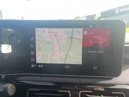 Photo 19 Renault 4 Renault  E-Tech Electrique 150 ch autonomie confort