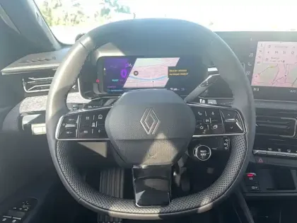 Photo 12 Renault 4 Renault  E-Tech Electrique 150 ch autonomie confort