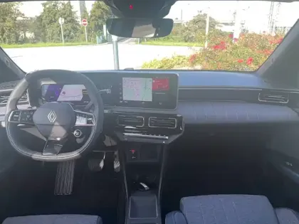 Photo 8 Renault 4 Renault  E-Tech Electrique 150 ch autonomie confort