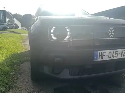 Photo 18 Renault 4 Renault  E-Tech Electrique 150 ch autonomie confort