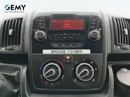 Photo 14 Peugeot Boxer  CA 335 L2H2 BLUEHDI 110