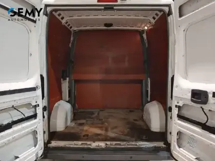 Photo 5 Peugeot Boxer  CA 335 L2H2 BLUEHDI 110