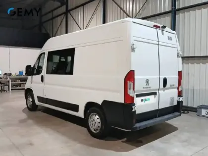 Photo 6 Peugeot Boxer  CA 335 L2H2 BLUEHDI 110