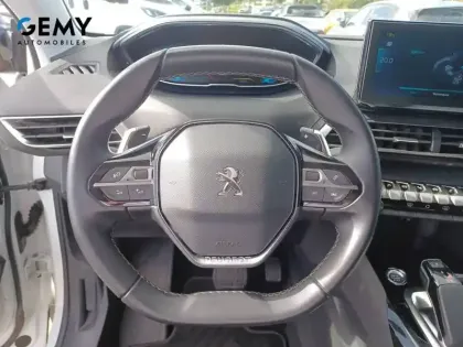 Photo 52 Peugeot 3008  Hybrid 225 e-EAT8
