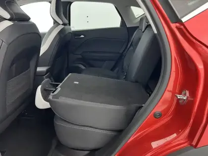 Photo 27 Renault Captur  E-Tech 145 - 21