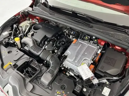 Photo 22 Renault Captur  E-Tech 145 - 21