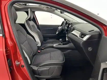 Photo 13 Renault Captur  E-Tech 145 - 21