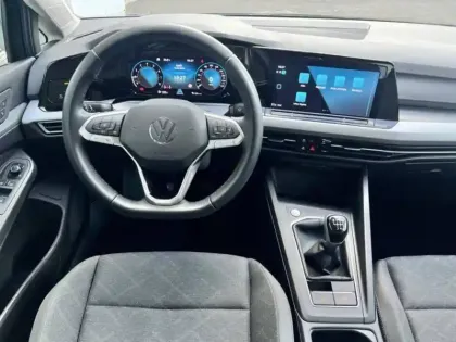 Photo 31 Volkswagen Golf  1.0 TSI OPF 110 BVM6